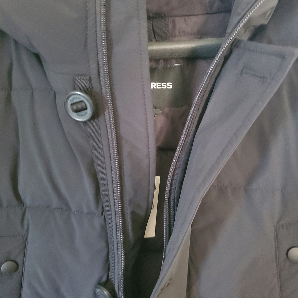 PARKA - Picture 13 of 14